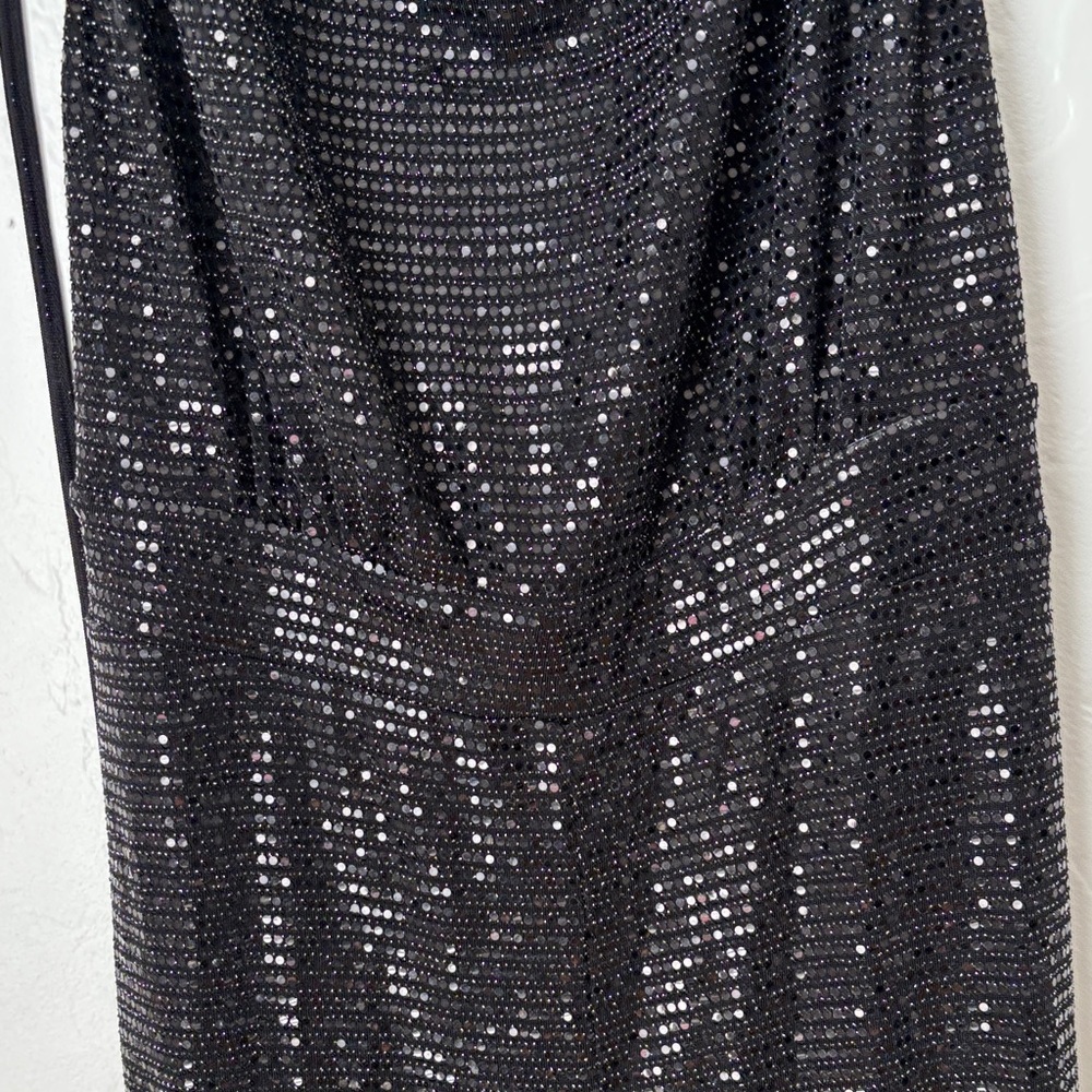 Elegant Black Sequin Jumpsuit - Picture 6 of 8